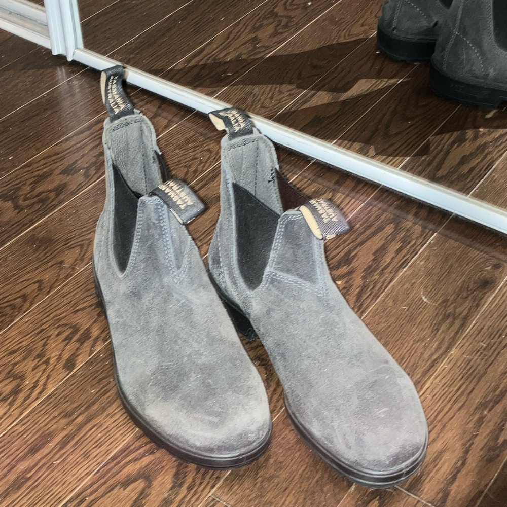 Blundstone Classic #585 Gray Suede Boots